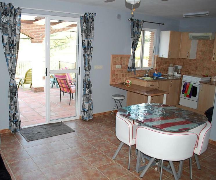 Bed & Breakfast Finca De Los Suenos Алаурін-де-ла-Торре Екстер'єр фото